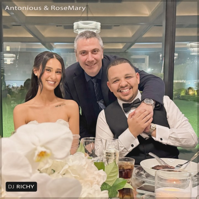 Tony & Rosa Wishing you both a lifetime of love, happiness, laughter and beautiful memories together. It was truly an honour to be part of your special day and to celebrate with you.
Thank you so much for having me as your DJ and for trusting me to be part of such a beautiful occasion. Wishing you both a wonderful life together filled with love and happiness! 🥂❤️ @tonyyhanna @roza_tawdrous_ @stuffy_dje
It was great working alongside you @eliashourani_mc @dreamentertainmentsydney @miramaregardens
#wedding #love #foryou #Egyptiandj #fyp