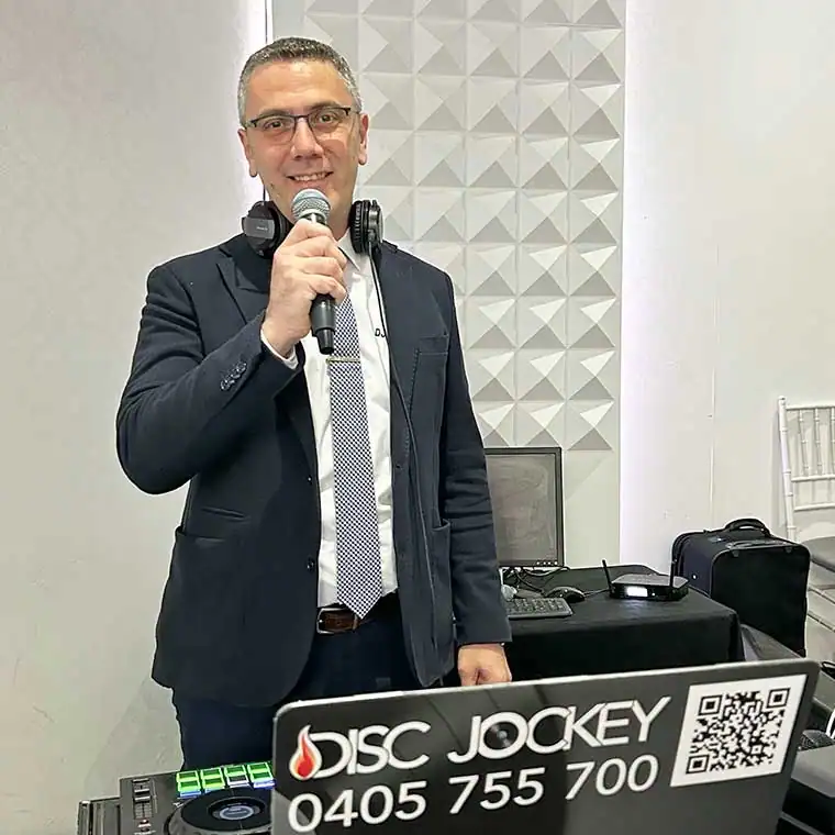 DJ-Richy-DJ-Hire